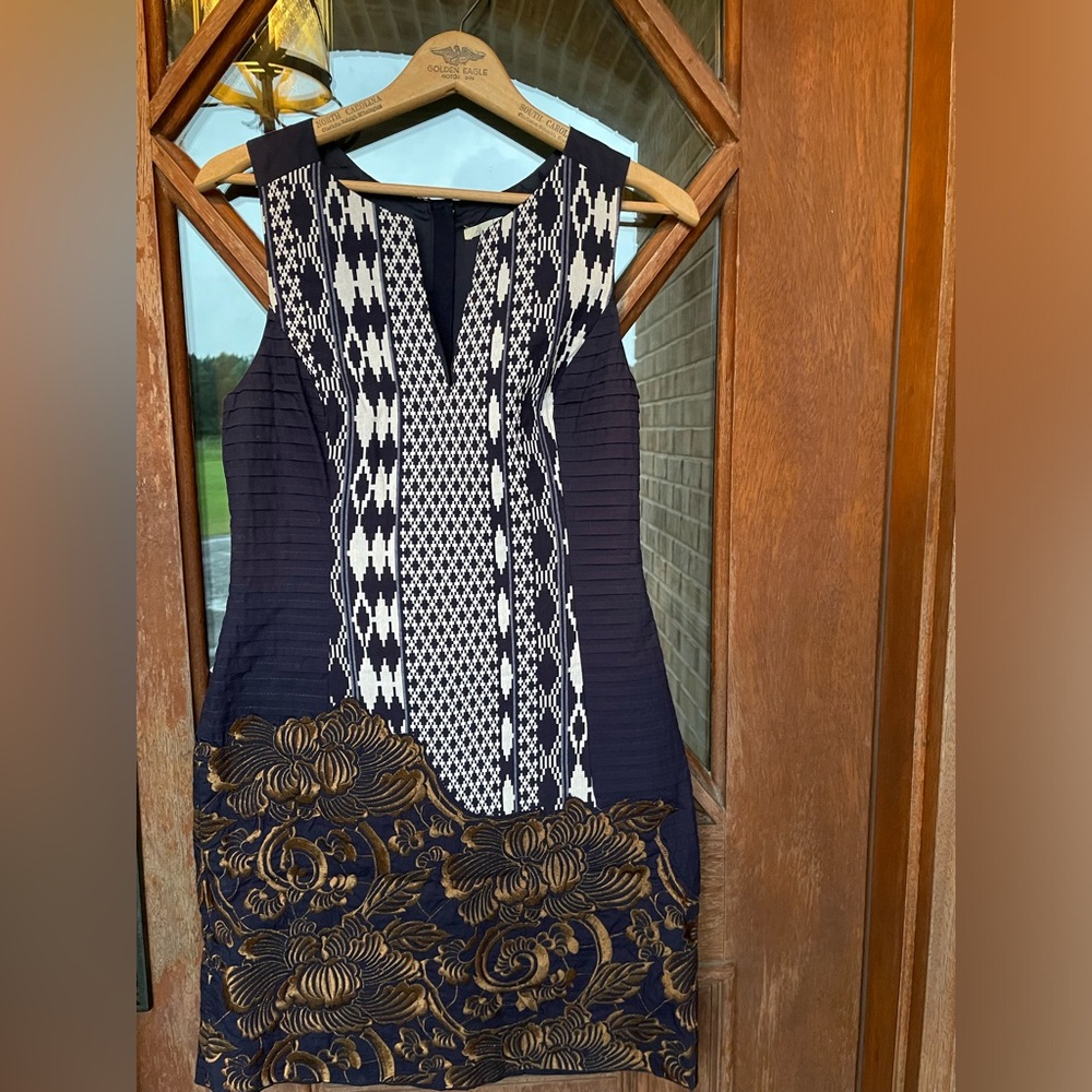 Anthropologie Floreat Mika Gold Embroidered Jacquard Navy Shift Dress